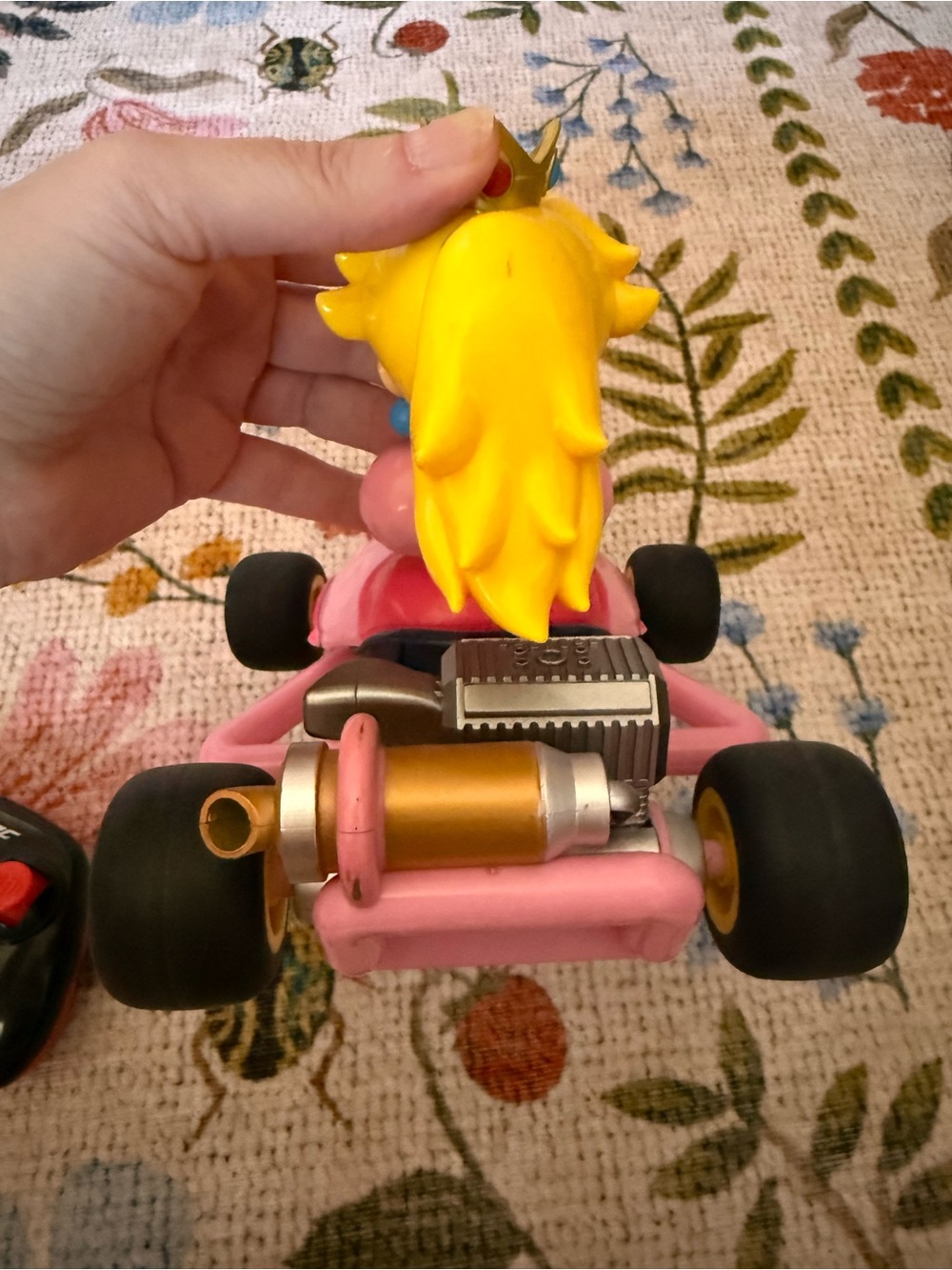 Princess Peach RC Toy Mario Kart - working great condition - Picture 7 of 7